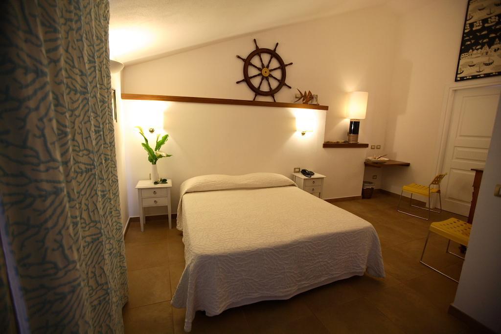 Hotel Villa Pimpina Carloforte  Exterior foto