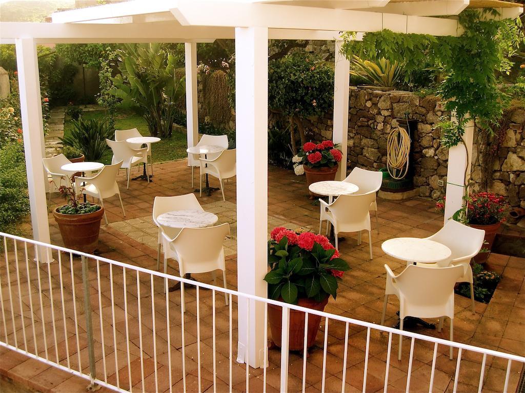 Hotel Villa Pimpina Carloforte  Exterior foto